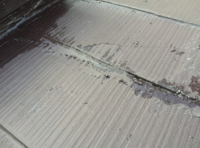 塗装されたカラーベスト屋根