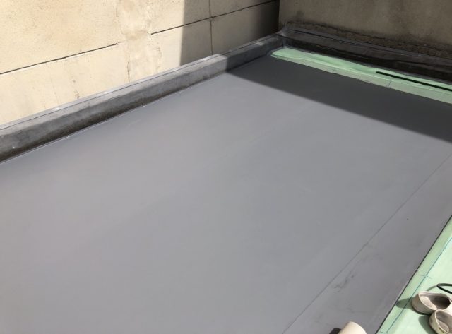 塩ビシートの敷設