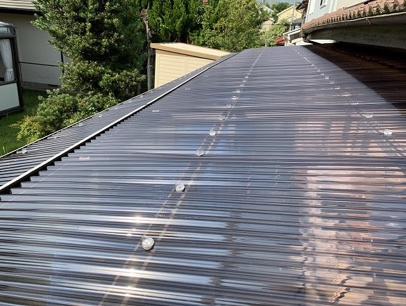 張替え後のベランダ屋根
