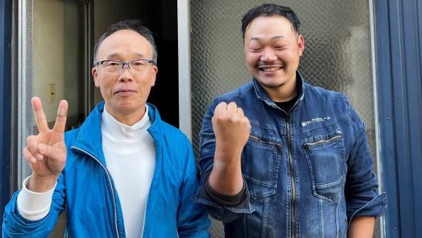 雨どい修理後お客様記念写真