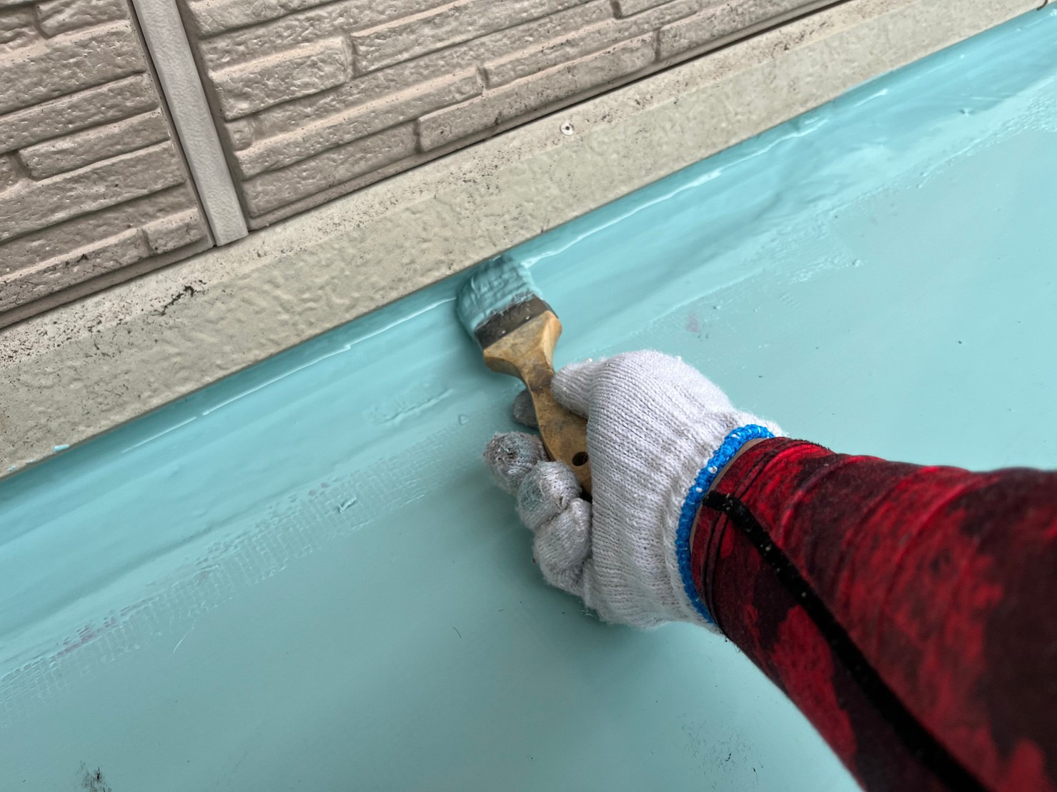 【ウレタン防水 塗布｜厚みが決め手の防水工事】