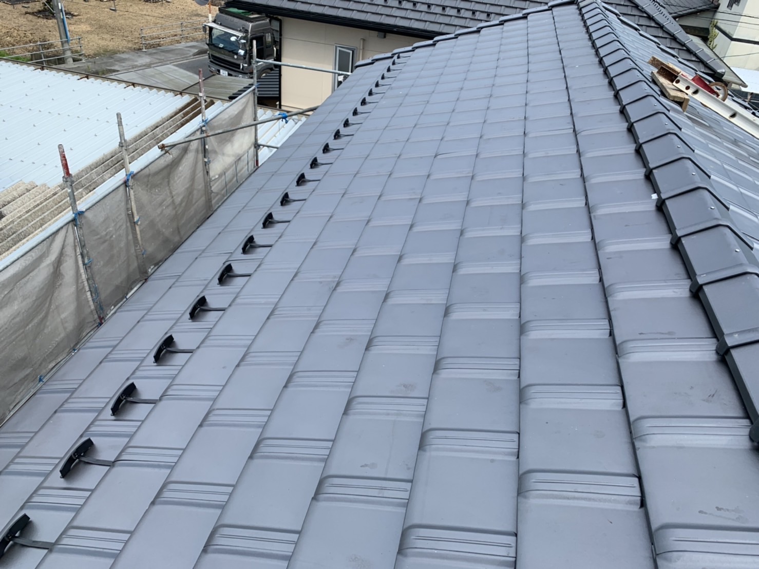 屋根葺き替え工事後