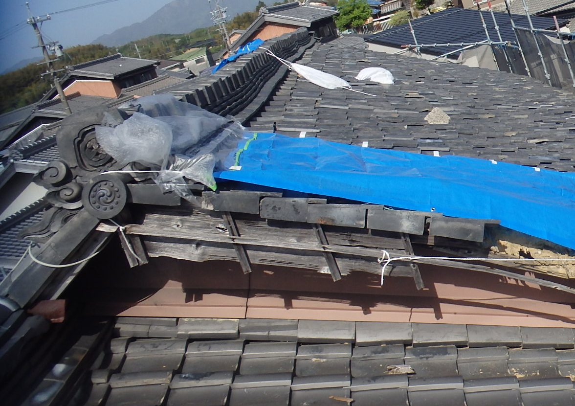 大棟(冠瓦)の施工前