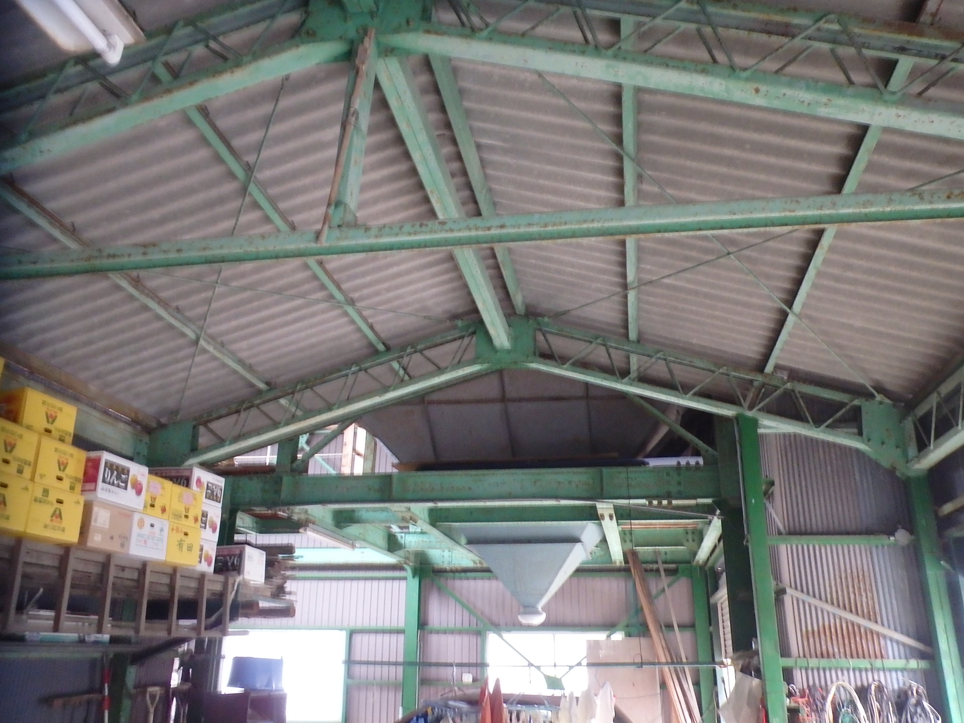 鉄骨のサビ／塗膜剥離