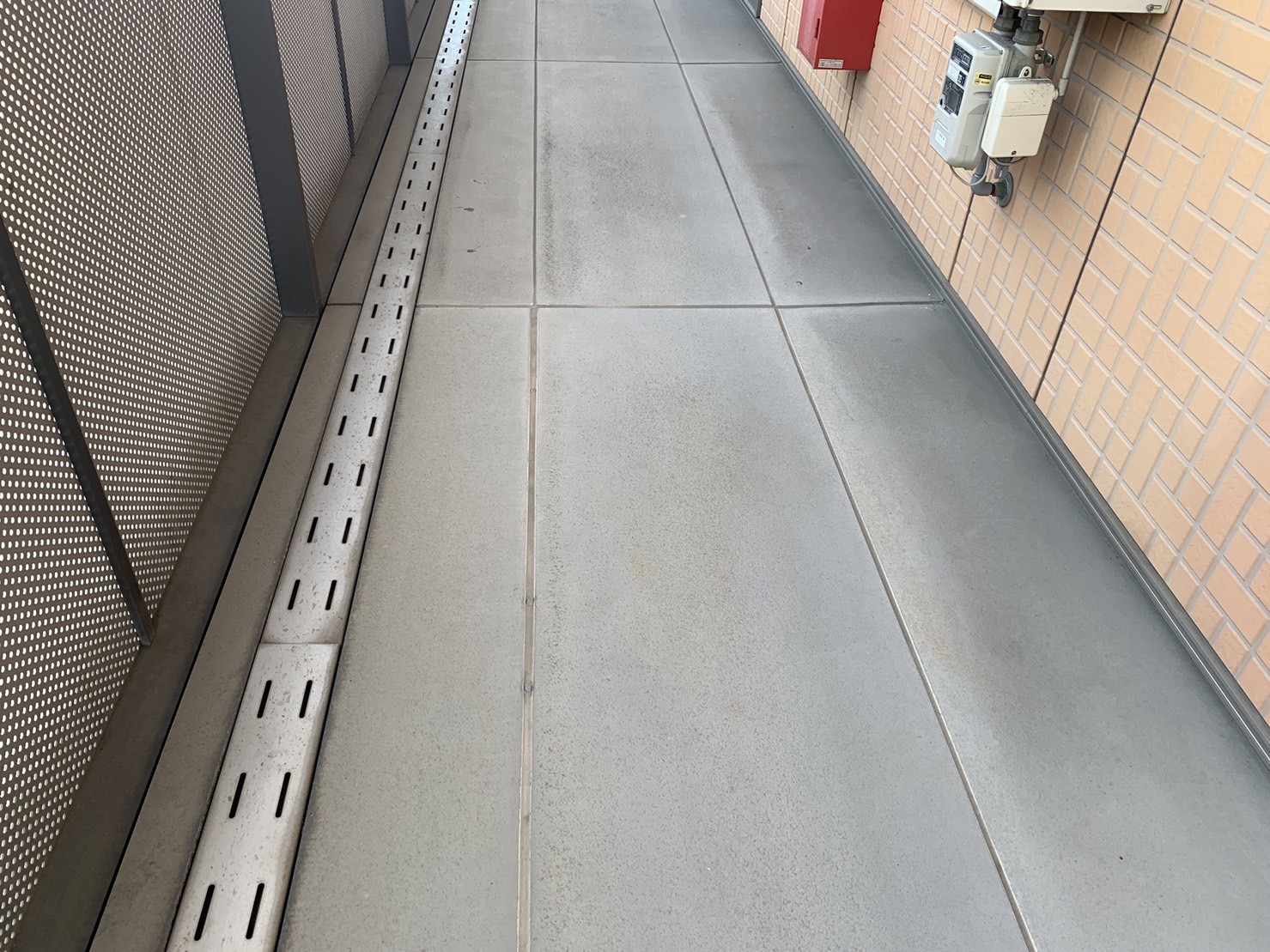 アパートの階段・通路の状況確認