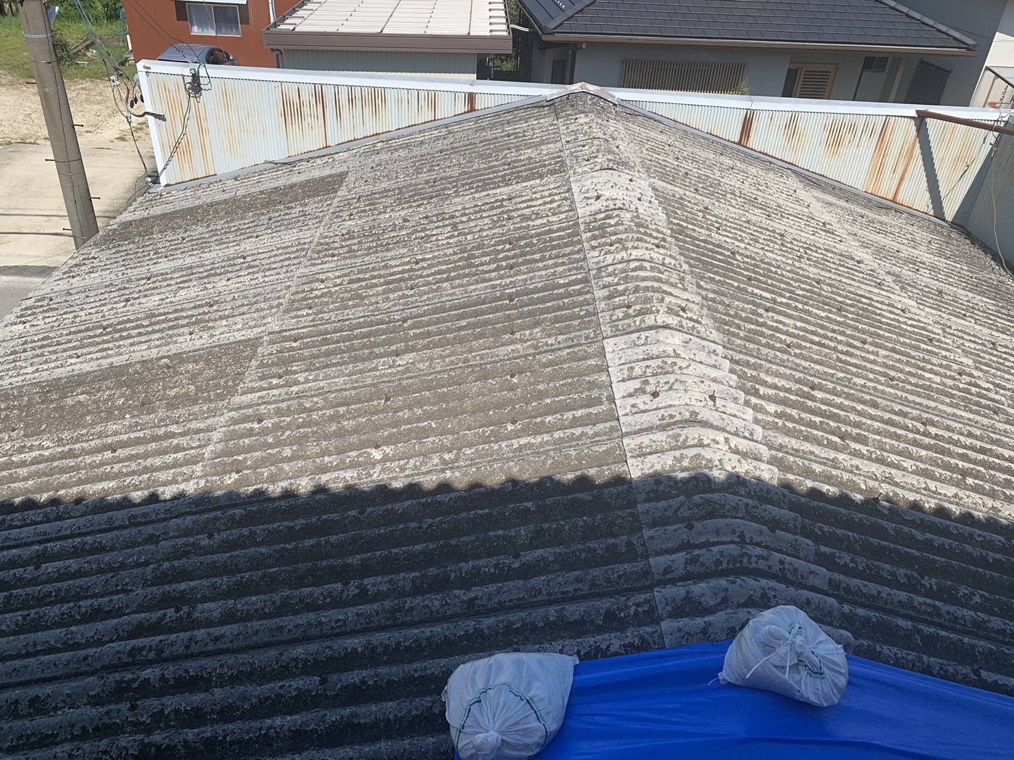 倉庫に多いスレート波板屋根