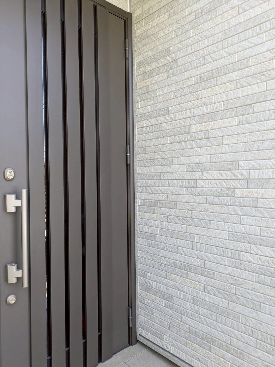 春日井市リクシル金属サイディング