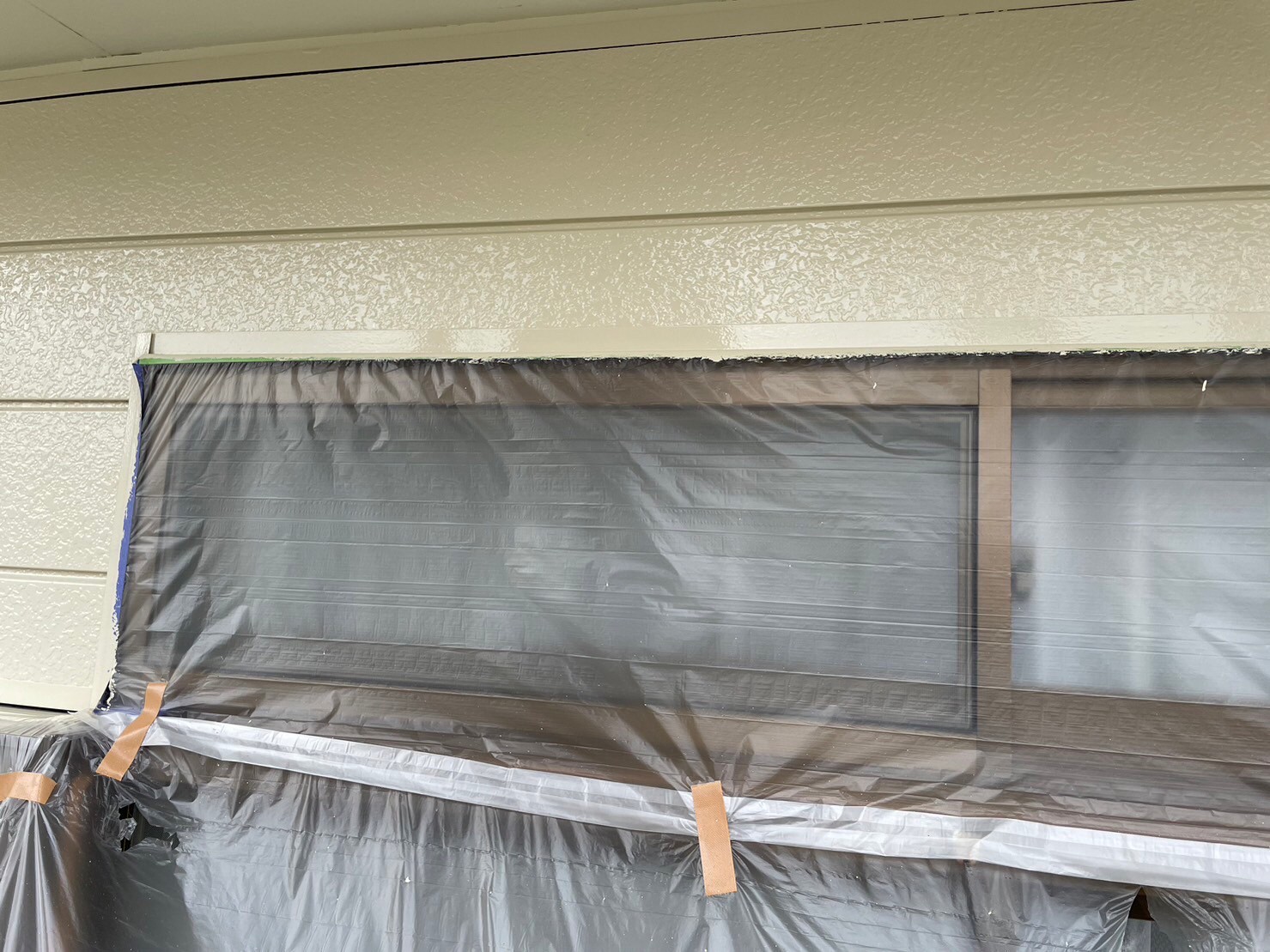 【名古屋市守山区】外壁塗装は中塗り・上塗りの工程でしっかり仕上げます！