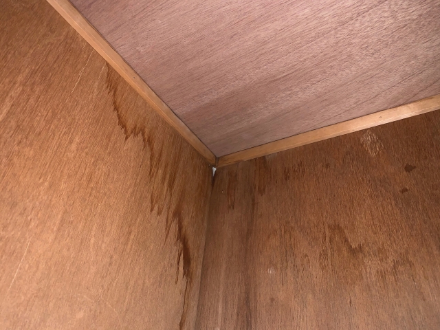 雨染みがある天井写真