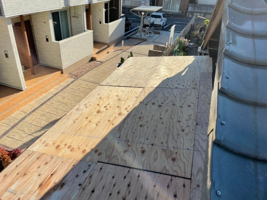 構造用合板（野地板）を全面に敷設