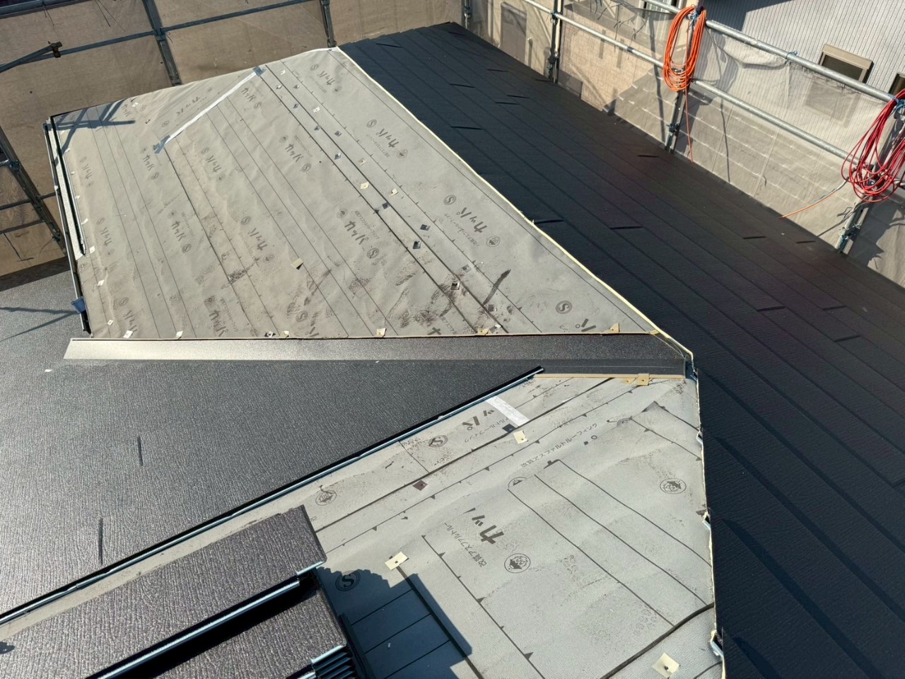 春日井市カバー工法スーパーガルテクト