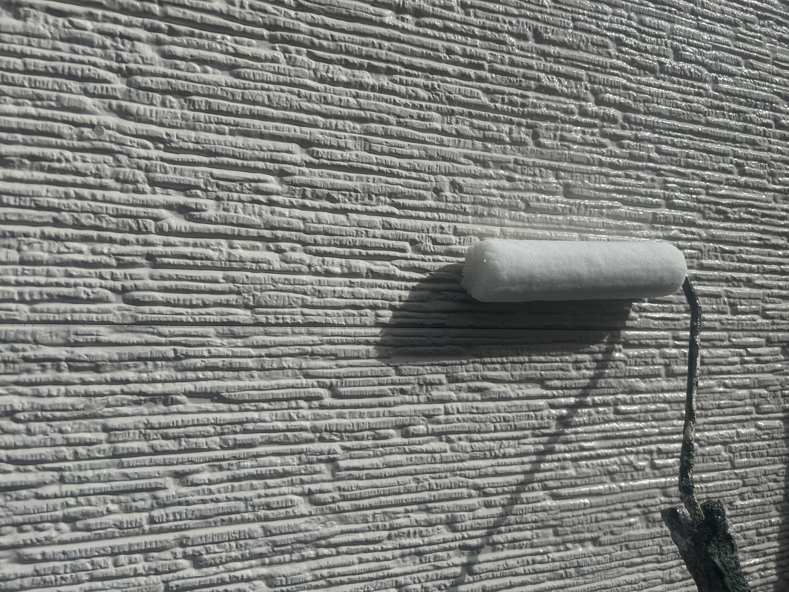 春日井市外壁塗装下塗り