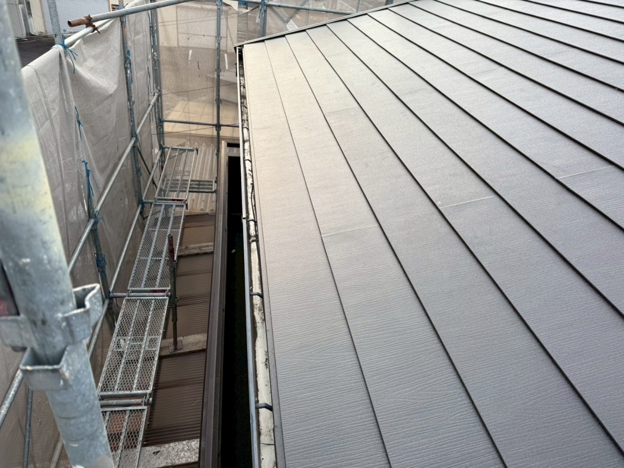 春日井市カバー工法スーパーガルテクト