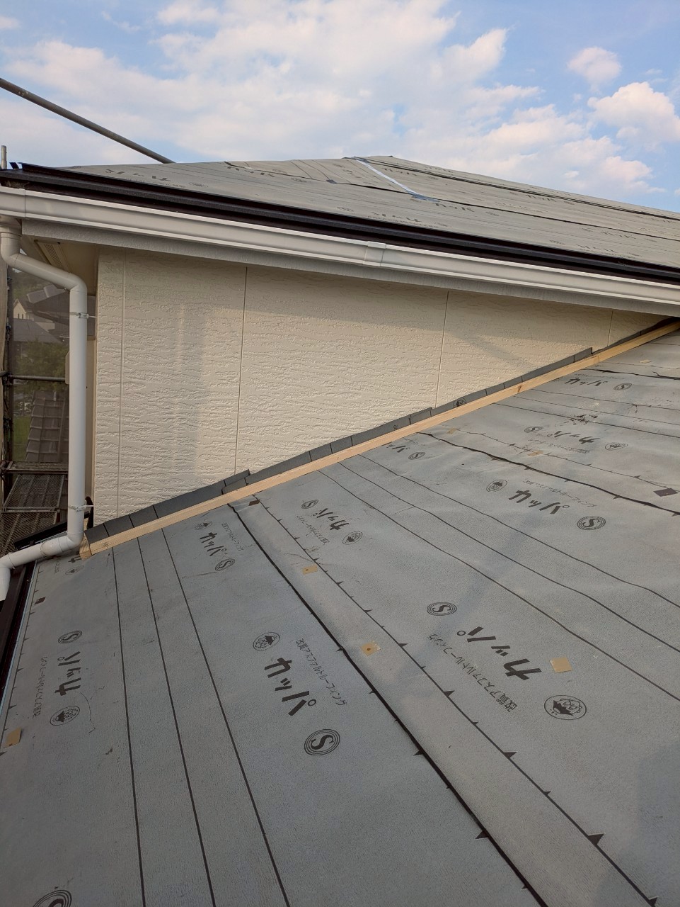 春日井市カバー工法スーパーガルテクト