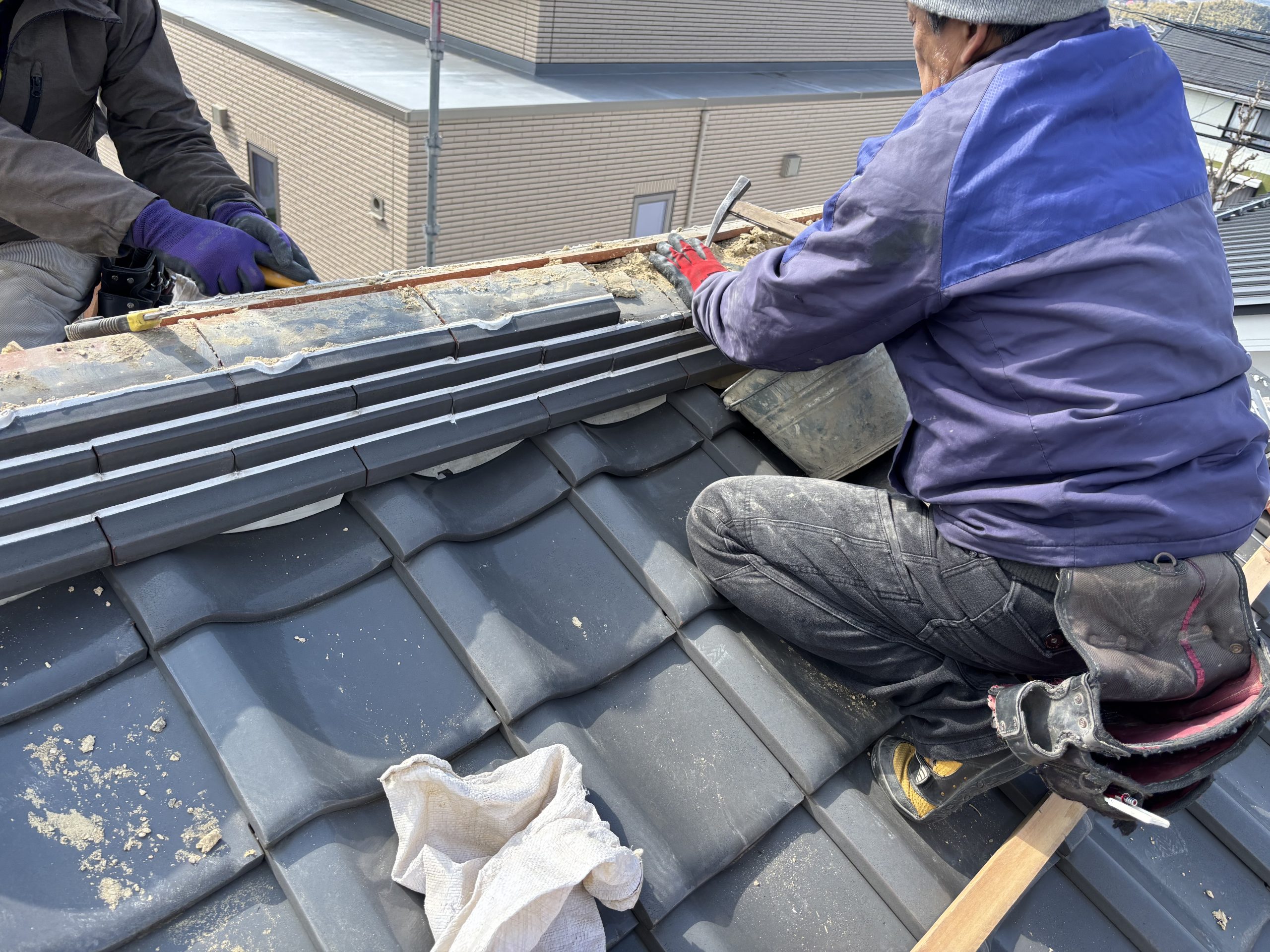 春日井市瓦修理