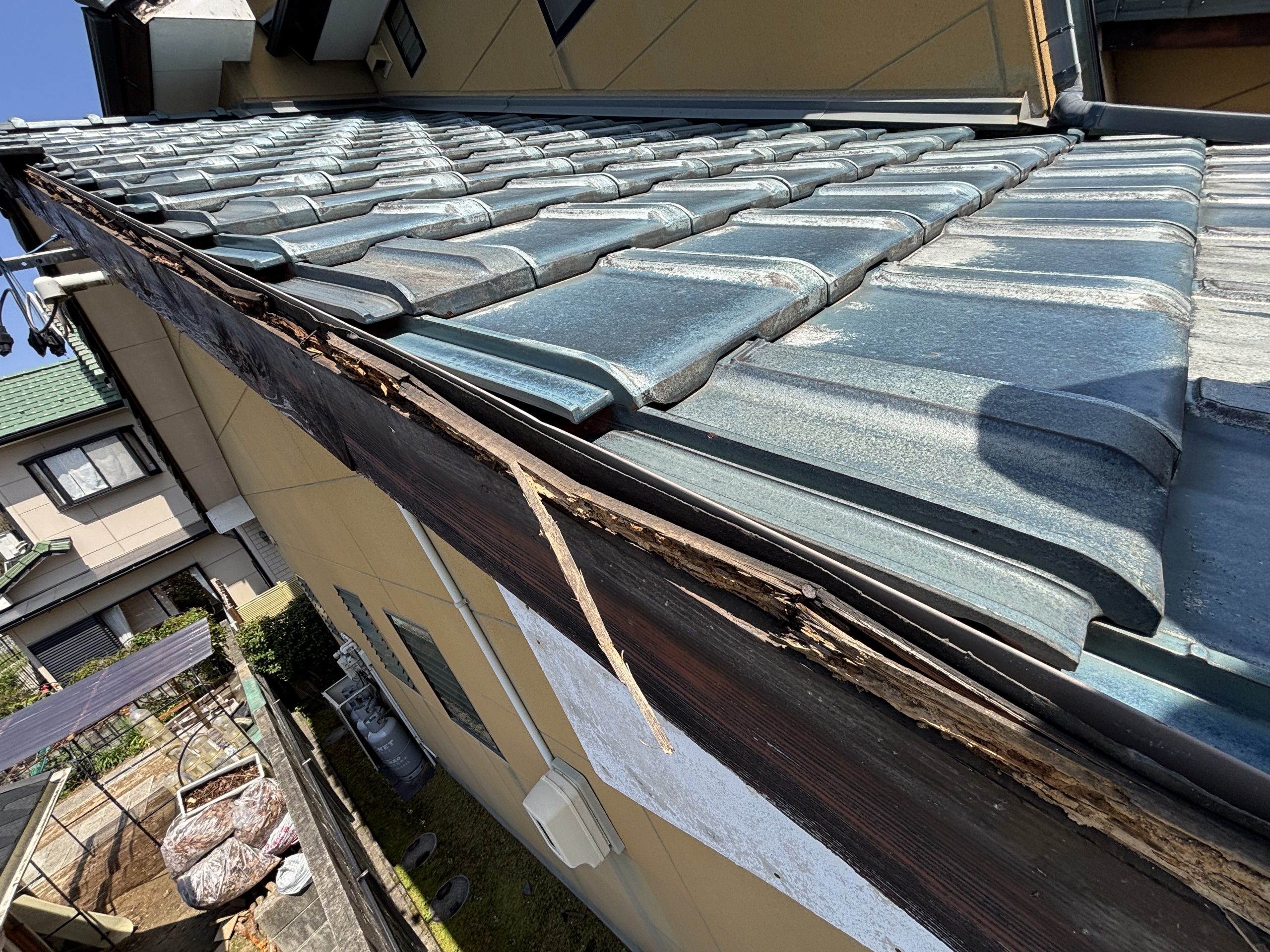 春日井市袖瓦修理