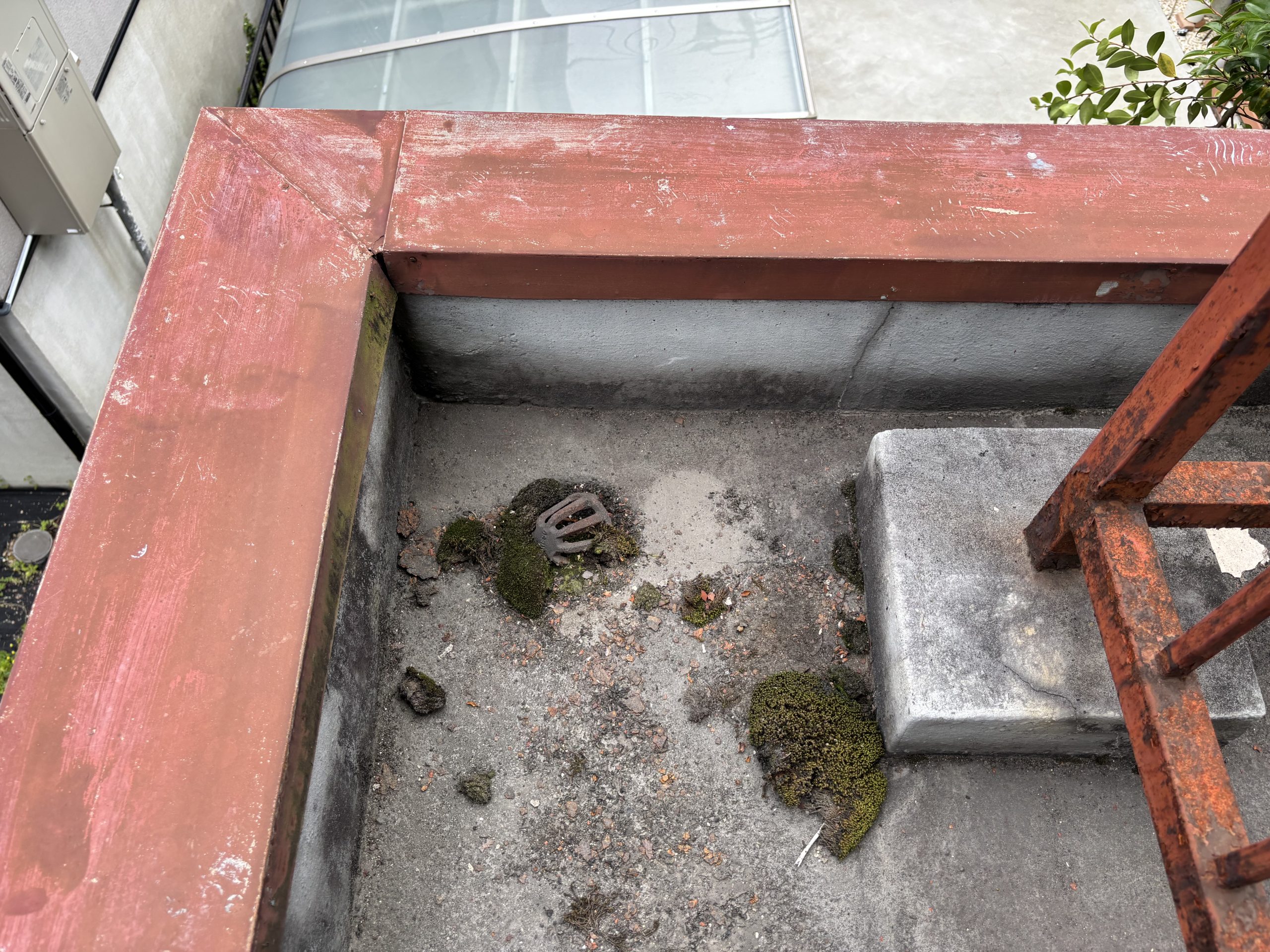 春日井市雨漏りした陸屋根