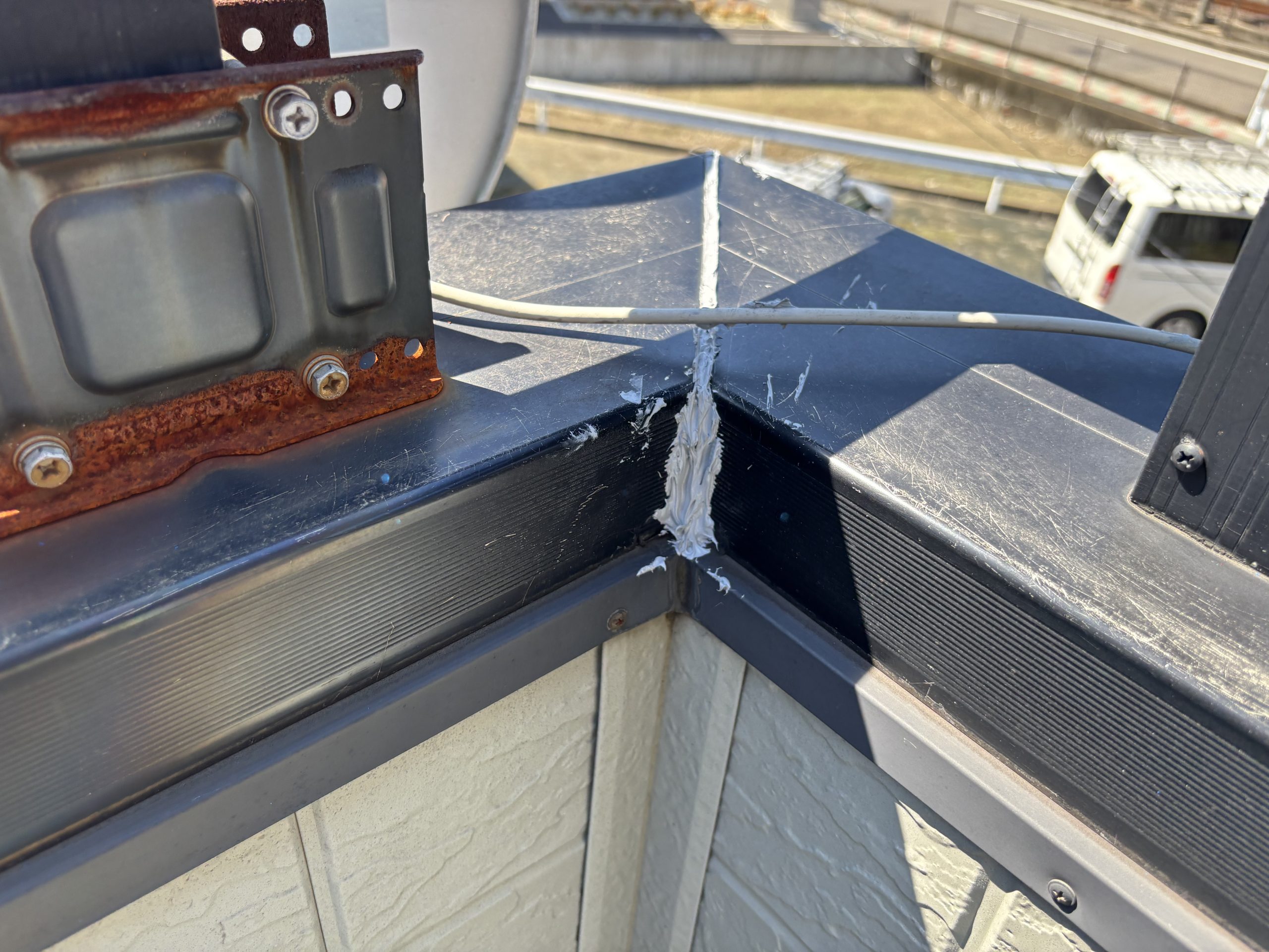 小牧市雨漏りしたベランダ