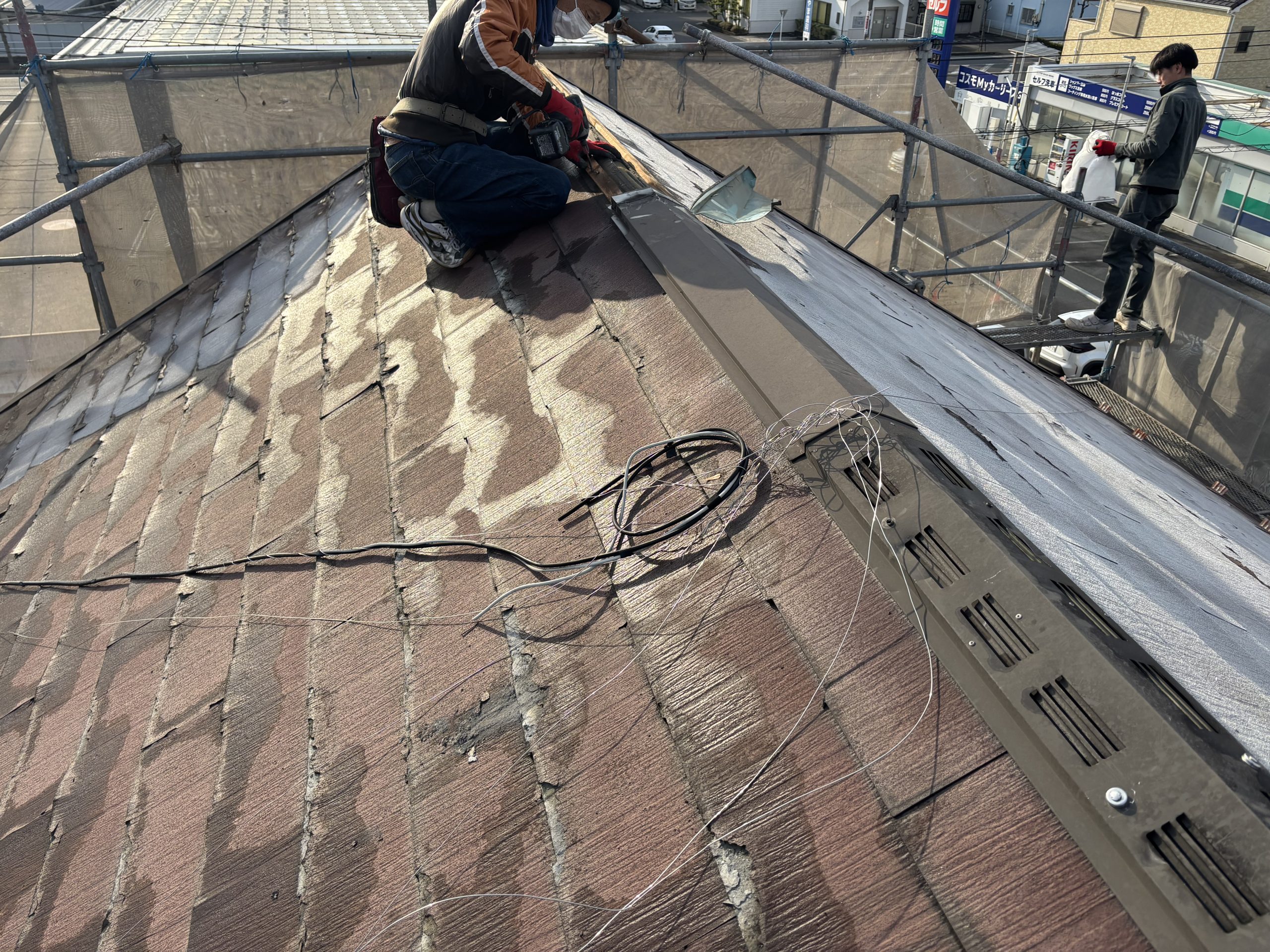 春日井市パミール屋根葺き替え