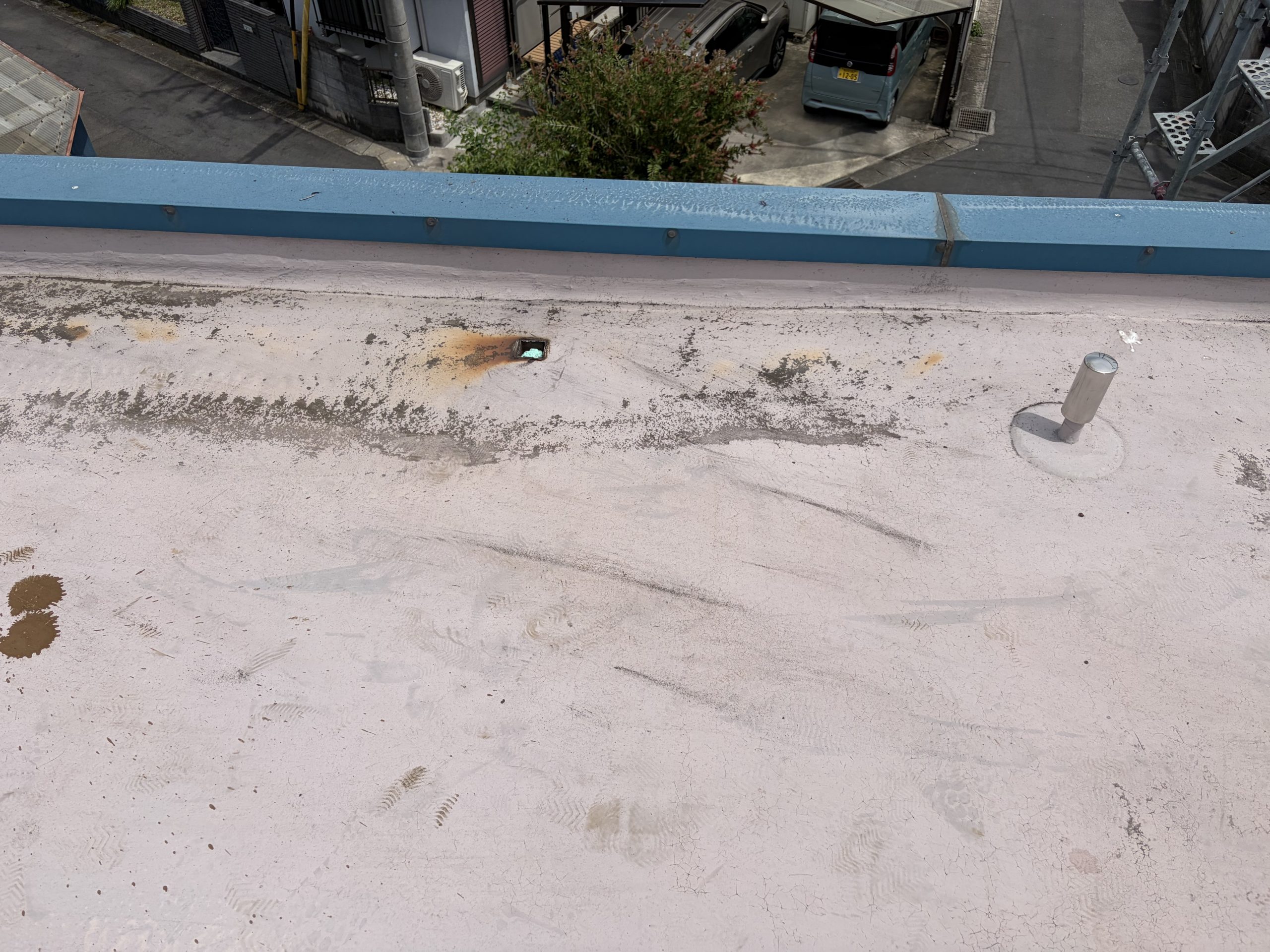 春日井市雨漏りした屋上
