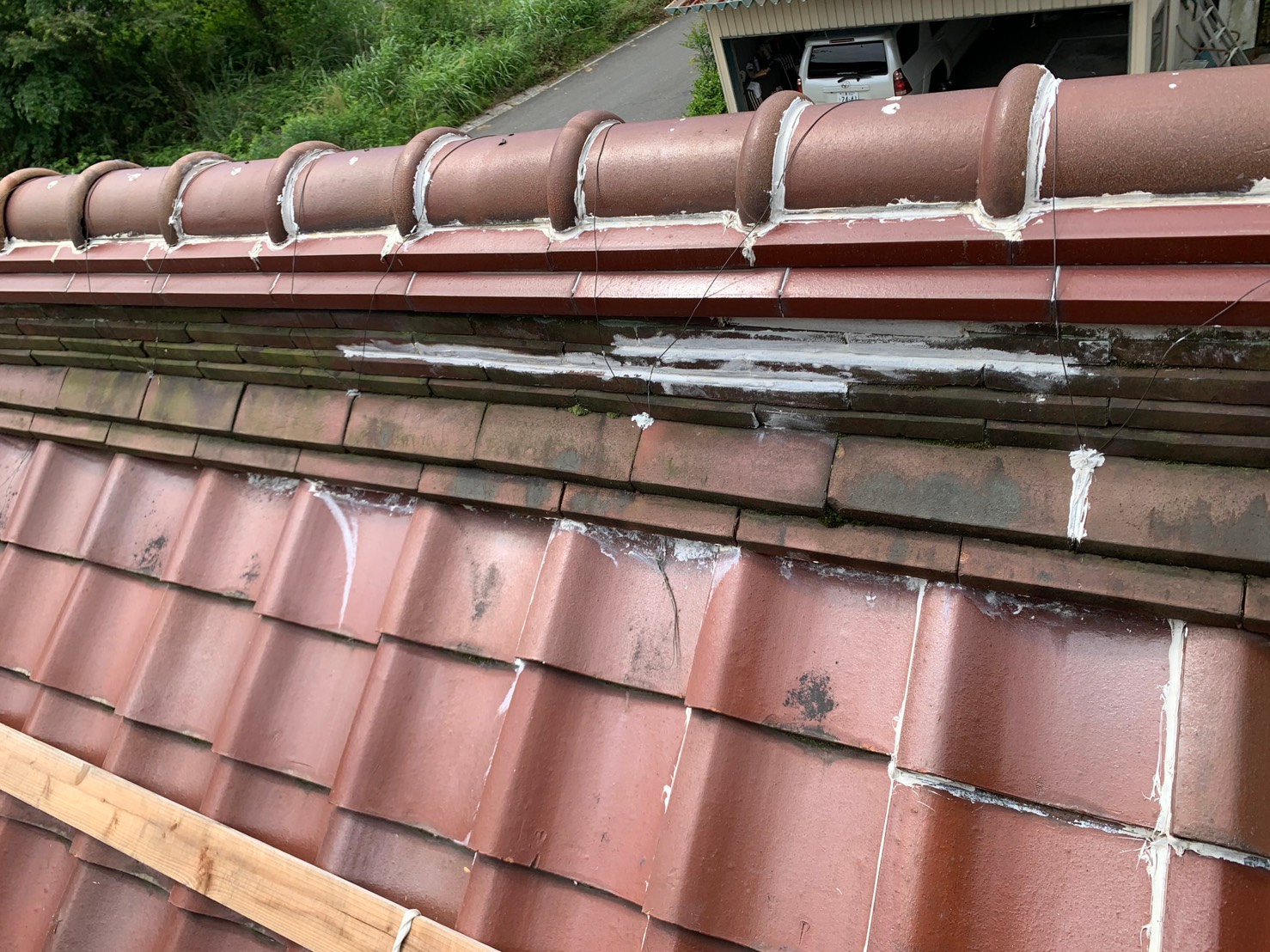 棟部の解体→のし瓦再利用→再組積の工程写真