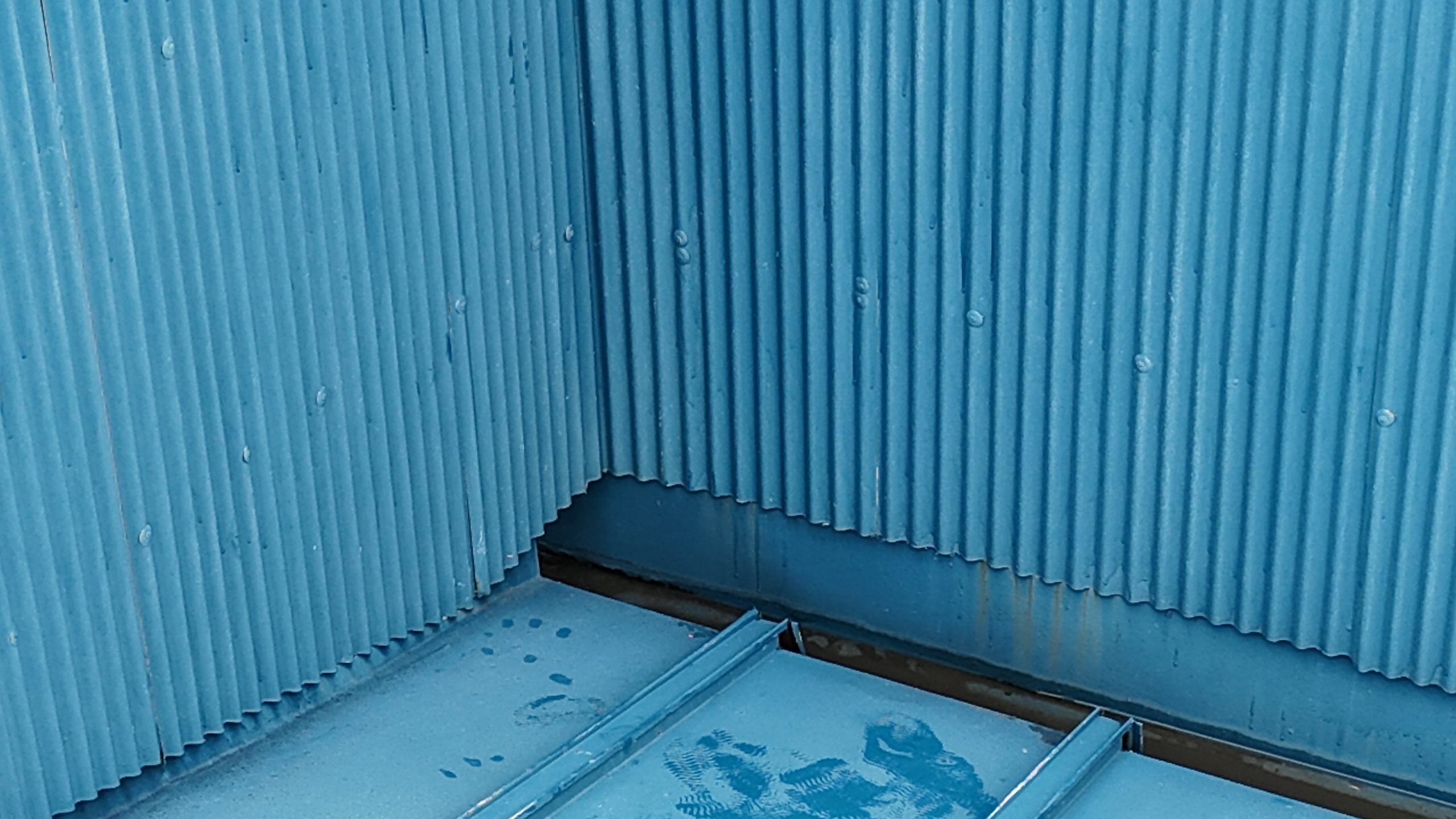 瀬戸市雨漏りした店舗屋根