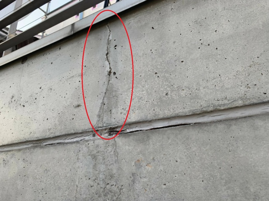 RC外壁ひび割れ