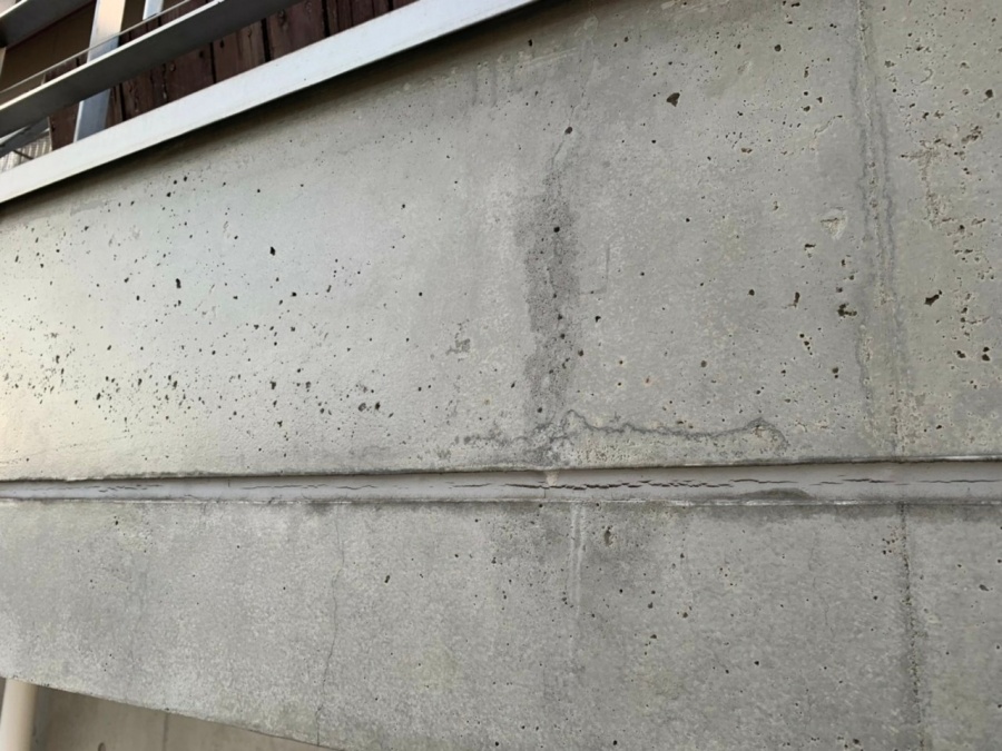 ひび割れ補修完了後の状態