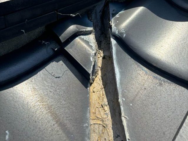 太宰府市で谷板金の腐食が進行