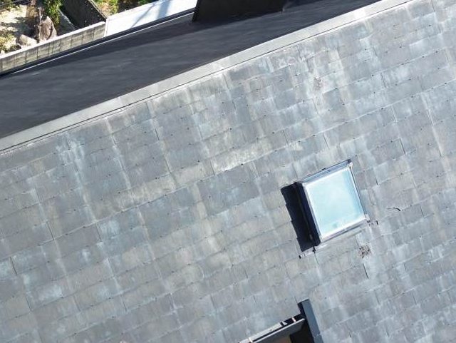 筑紫野市のスレートの色褪せ