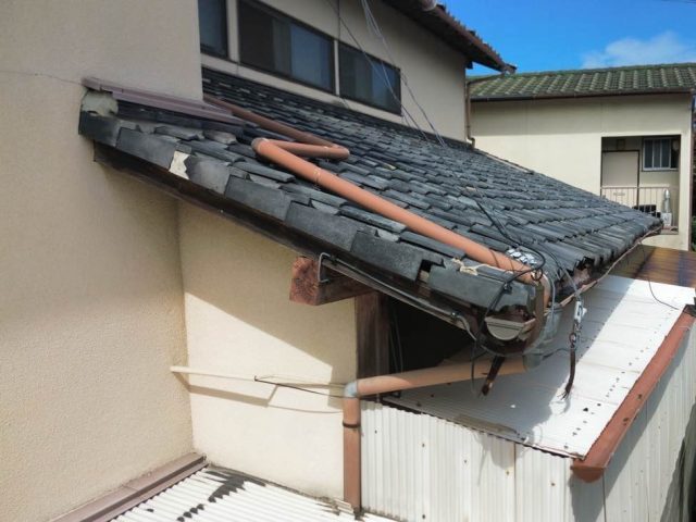 小郡市の雨樋の老朽化