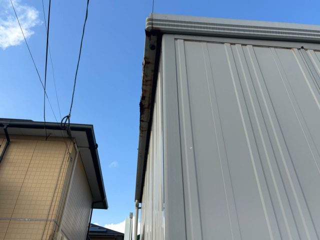 小郡市の倉庫の劣化を調査