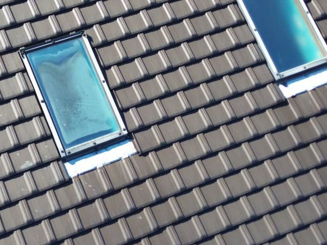 小郡市で天窓周りを点検