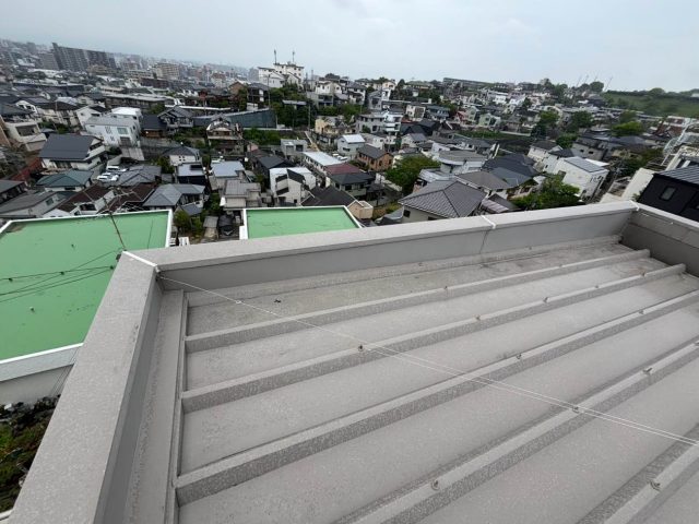 太宰府市で陸屋根のコーキング補修
