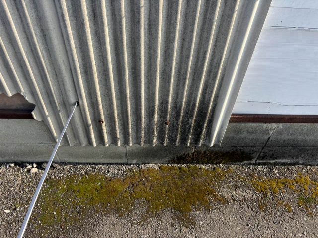 小郡市で調査した倉庫の壁