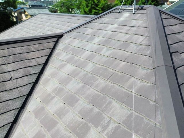 小郡市のスレート屋根の色褪せ