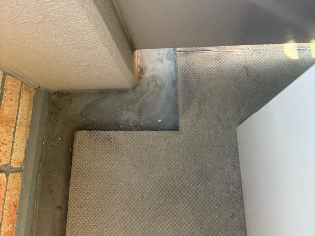 筑紫野市で防水調査したアパートベランダ