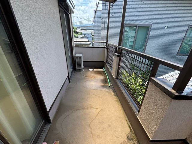 太宰府市の雨漏り調査
