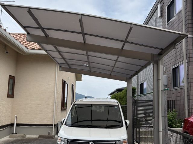 太宰府市で破損したカーポート