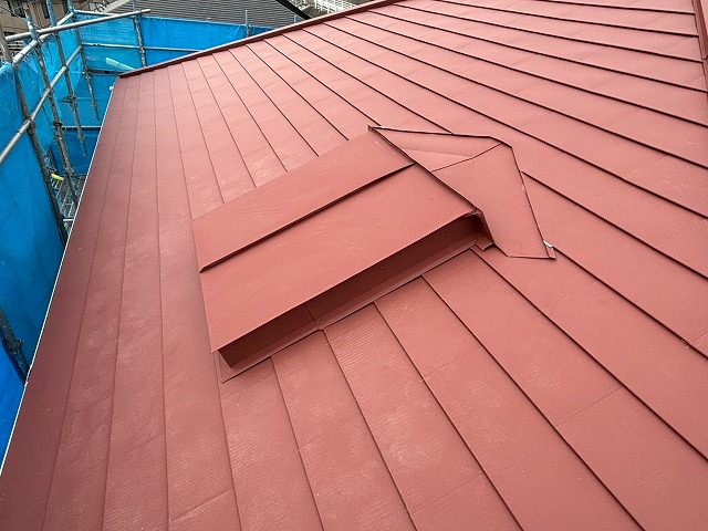 仙台市泉区　屋根カバー工事に伴い　トップライトをガルバリウム鋼板でシャットアウトした