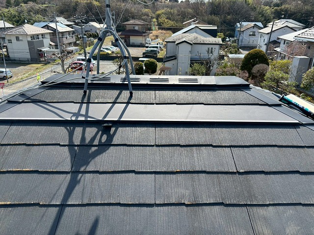 名取市　割れたスレート瓦を部分カバー工事で修繕