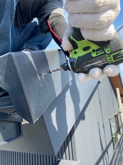 浜松市　ルーガ　ケラバ　ビス　固定　