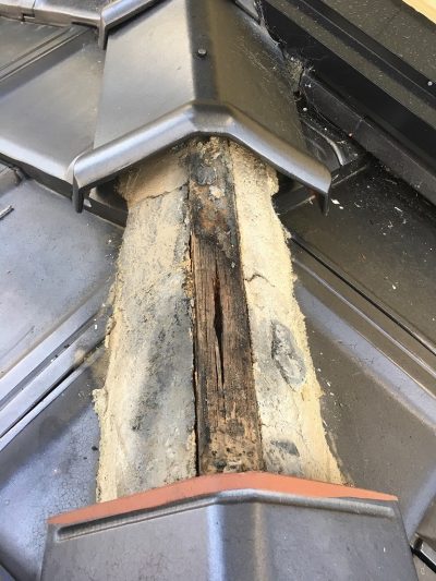 瓦　釘浮き　ビス固定　屋根　修理　浜松市