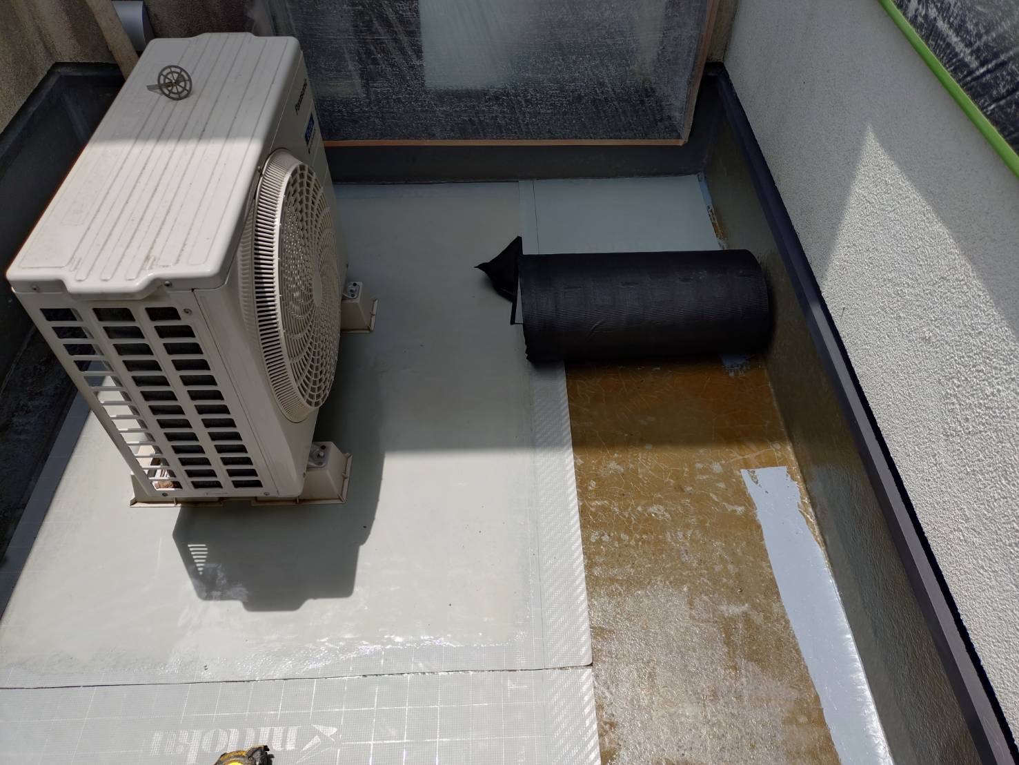下地処理と清掃 ベランダ 浜松市