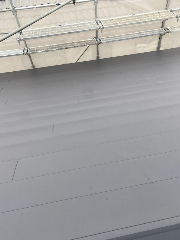 浜松市　ニチハ　横暖ルーフ　本体取り付け