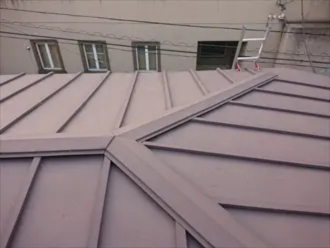 立平葺き屋根