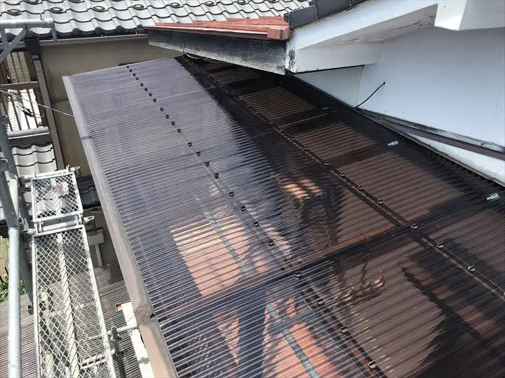 ポリカーボネートの屋根