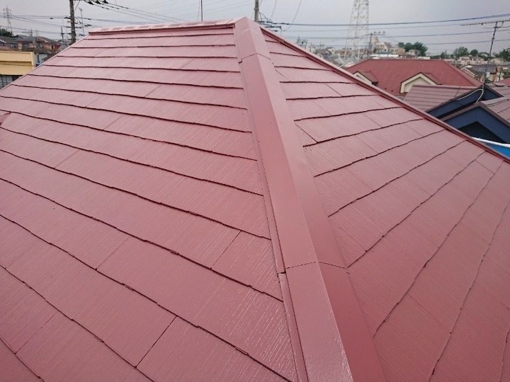 「タフモックを採用した棟板金交換+サーモアイSiで屋根塗装」を行い耐風性と遮熱性を回復