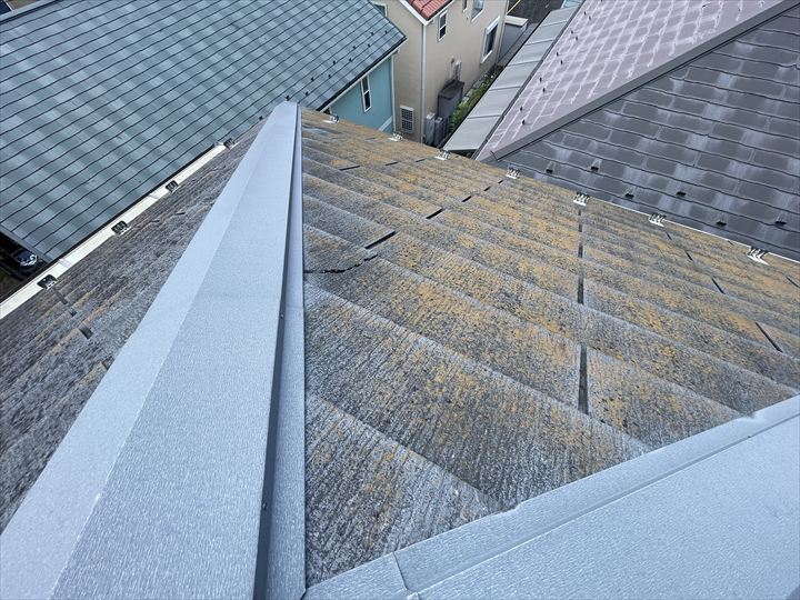 ひび割れたスレート