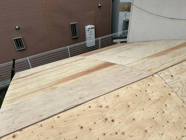 野地板増し張り